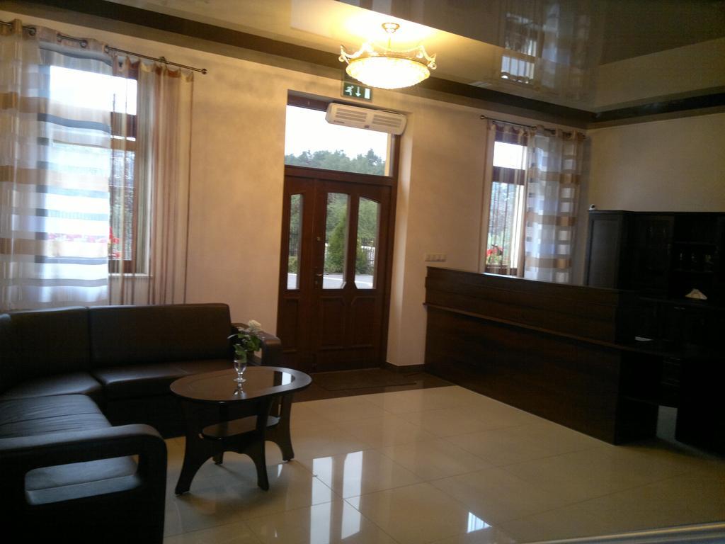 Hotel Diament - Zajazd U Przemka Zgierz Dış mekan fotoğraf