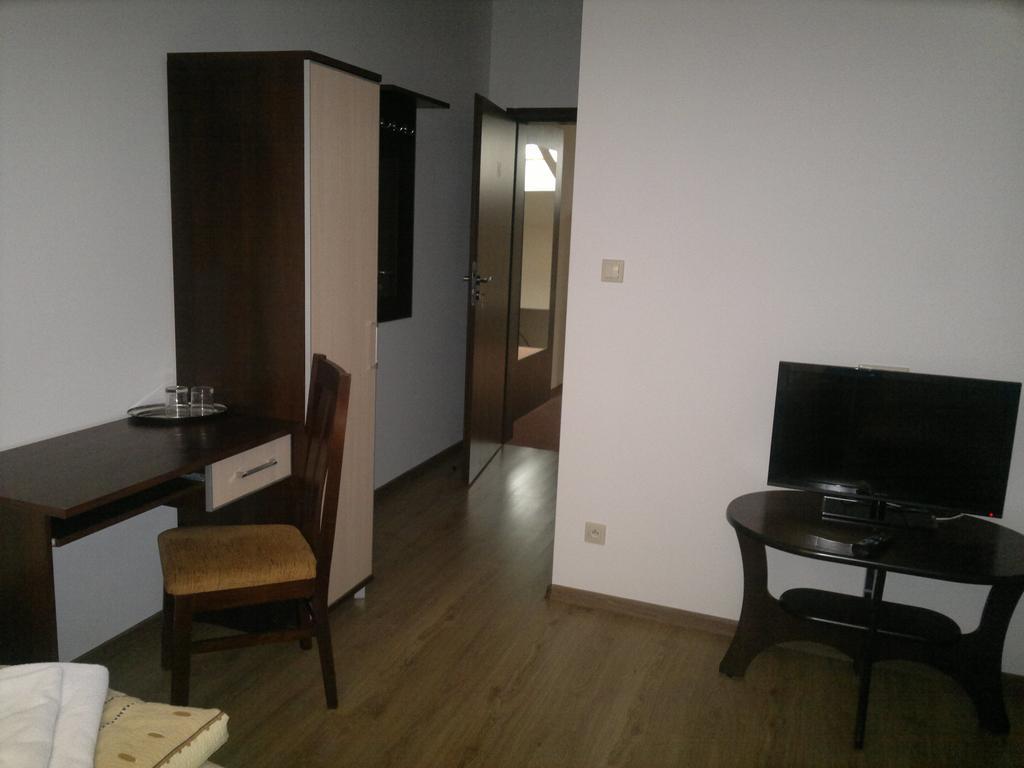 Hotel Diament - Zajazd U Przemka Zgierz Oda fotoğraf